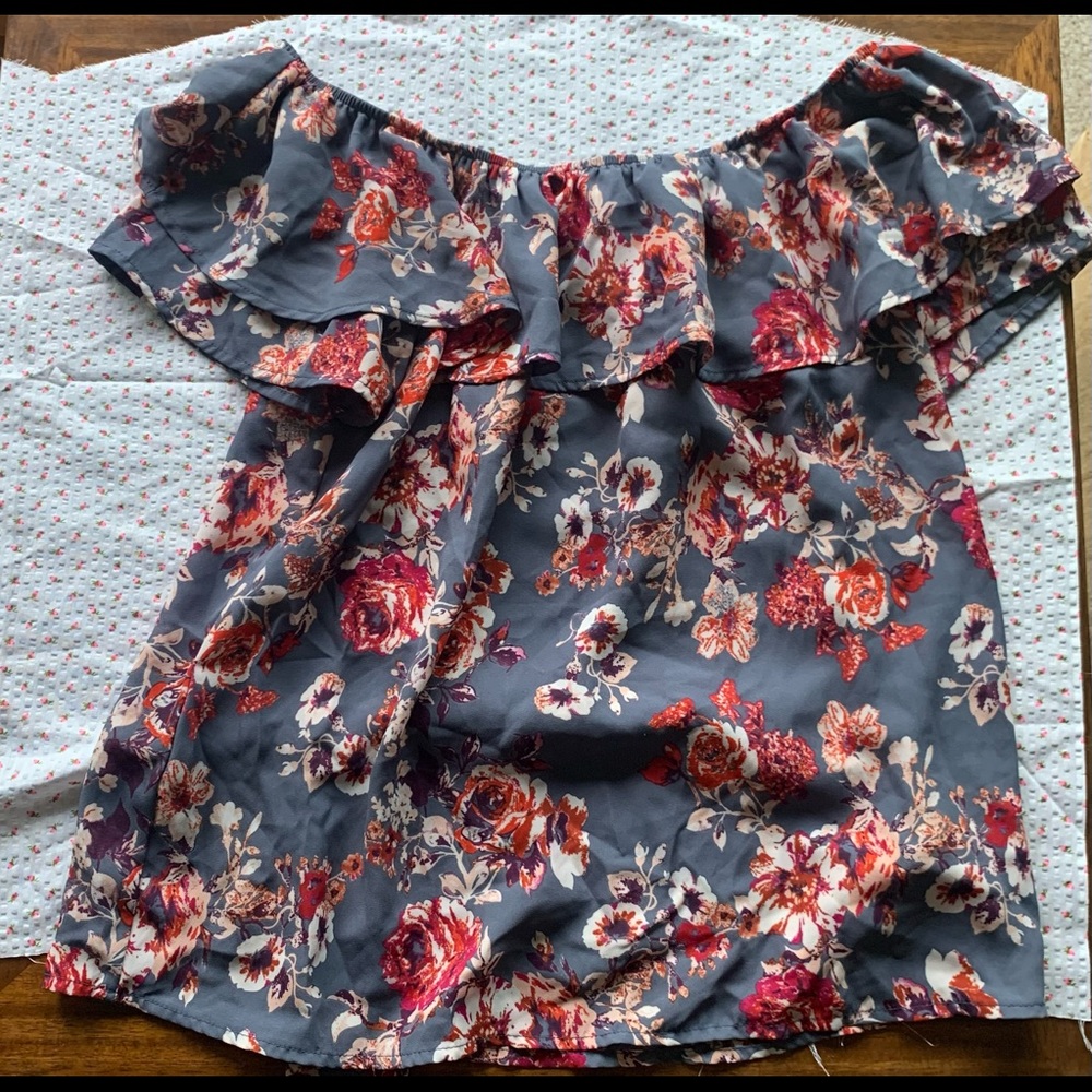 Off the shoulder open back floral top